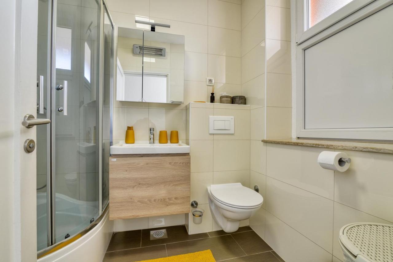 Studio Apartment Harbour Póla Kültér fotó